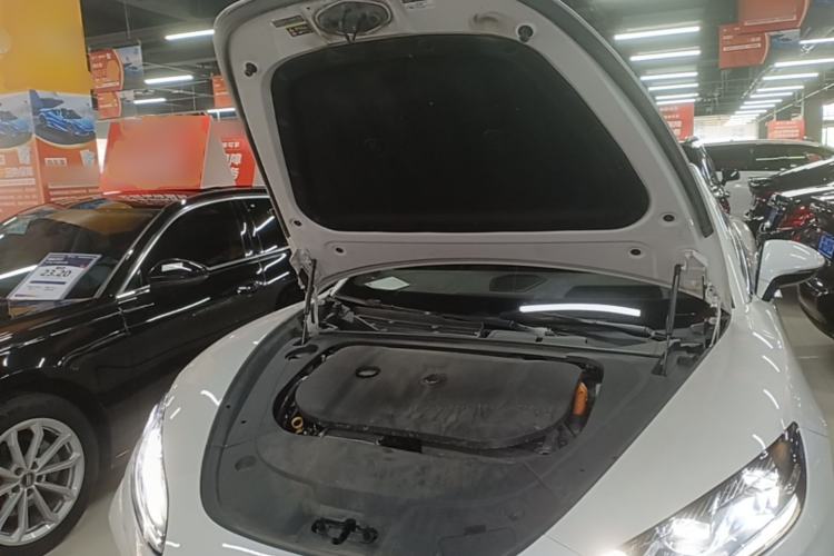 Used Denza Z9GT 2024 1100 Four-Wheel Drive Ultra Version Engine Bay