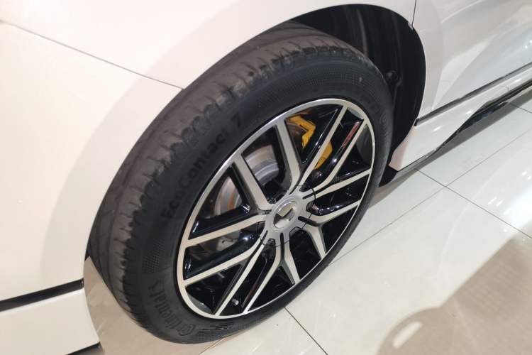 Used Denza Z9GT 2024 1100 4x4 Pro Version Exterior 5