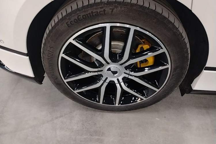 Used Denza Z9GT 2024 630 All-Wheel Drive Pro Version Exterior 5