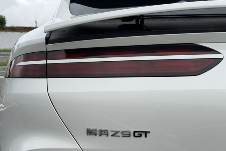 Used Denza Z9GT 2024 630 All-Wheel Drive Max Edition Exterior 6