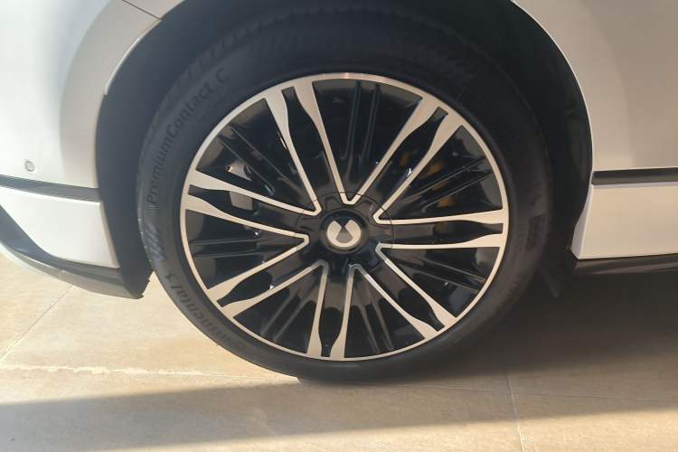 Used Denza Z9GT 2024 1100 Four-Wheel Drive Ultra Version Exterior 8