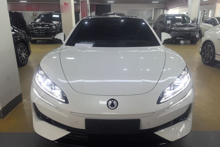 Used Denza Z9GT 2024 1100 Four-Wheel Drive Max Edition Front