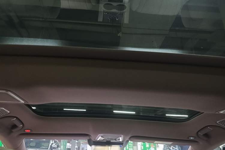 Used Denza Z9GT 2024 1100 Four-Wheel Drive Ultra Version Headliner