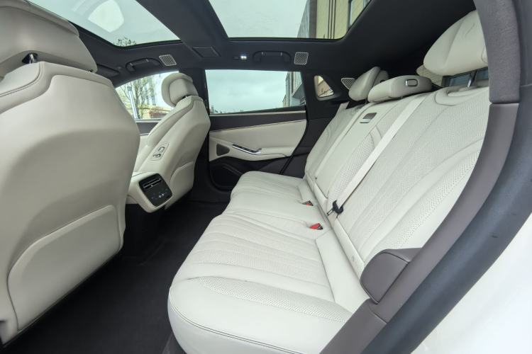Used Denza Z9GT 2024 1100 Four-Wheel Drive Ultra Version Interior 2