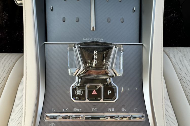 Used Denza Z9GT 2024 1100 Four-Wheel Drive Max Edition Interior 4