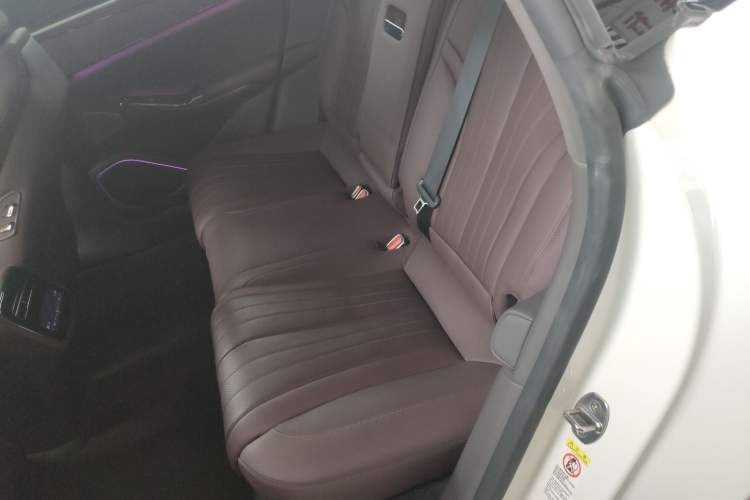 Used Denza Z9GT 2024 1100 Four-Wheel Drive Ultra Version Interior 4