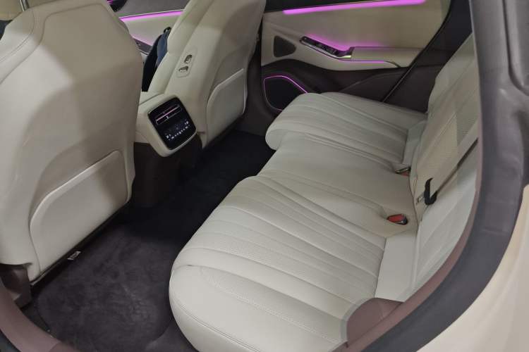Used Denza Z9GT 2024 1100 Four-Wheel Drive Ultra Version Interior 4
