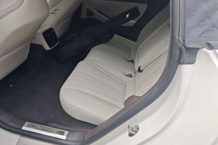 Used Denza Z9GT 2024 1100 Four-Wheel Drive Ultra Version Interior 4