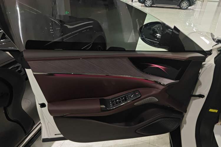 Used Denza Z9GT 2024 1100 Four-Wheel Drive Max Edition Interior 5