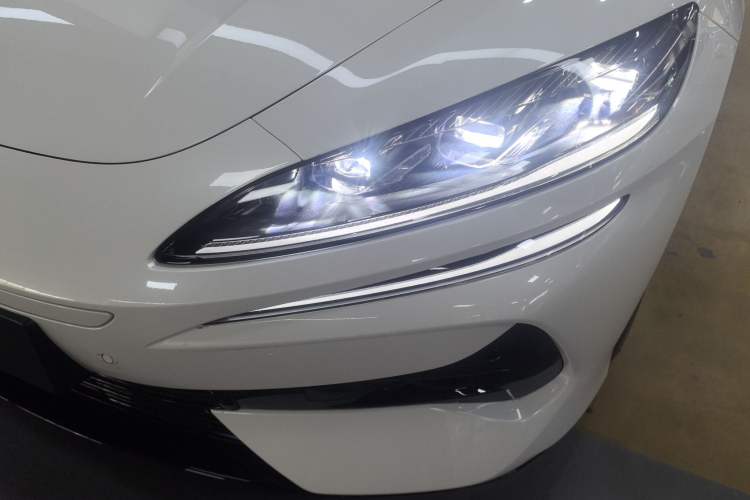 Used Denza Z9GT 2024 1100 Four-Wheel Drive Max Edition Left Front Headlight