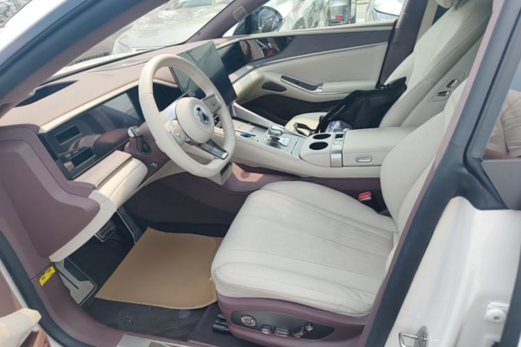 Used Denza Z9GT 2024 1100 Four-Wheel Drive Ultra Version Left Front Seat