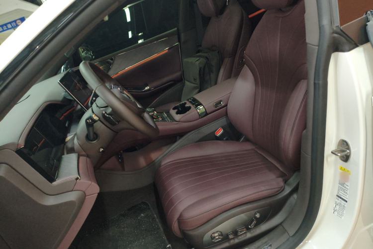 Used Denza Z9GT 2024 1100 4x4 Pro Version Left Front Seat