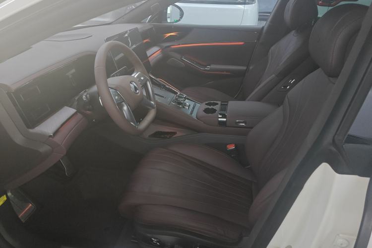 Used Denza Z9GT 2024 1100 4x4 Ultra First Edition Left Front Seat