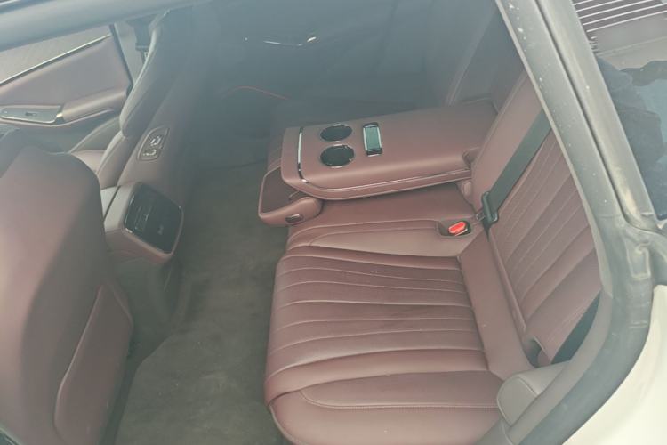 Used Denza Z9GT 2024 1100 Four-Wheel Drive Ultra Version Left Rear Seat