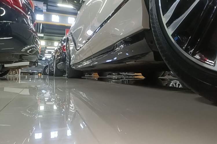 Used Denza Z9GT 2024 1100 Four-Wheel Drive Ultra Version Left Side Sill
