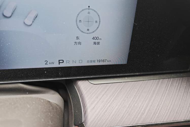 Used Denza Z9GT 2024 1100 Four-Wheel Drive Max Edition Odometer Close Up