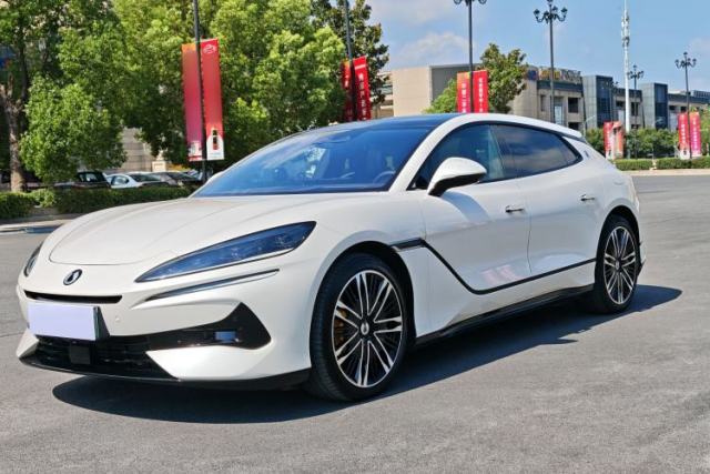 Used Denza Z9GT 2024 1100 Four-Wheel Drive Ultra Version