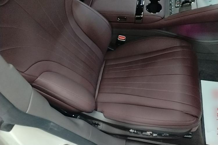 Used Denza Z9GT 2024 630 All-Wheel Drive Pro Version Right Front Seat