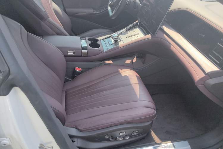 Used Denza Z9GT 2024 1100 Four-Wheel Drive Ultra Version Right Front Seat