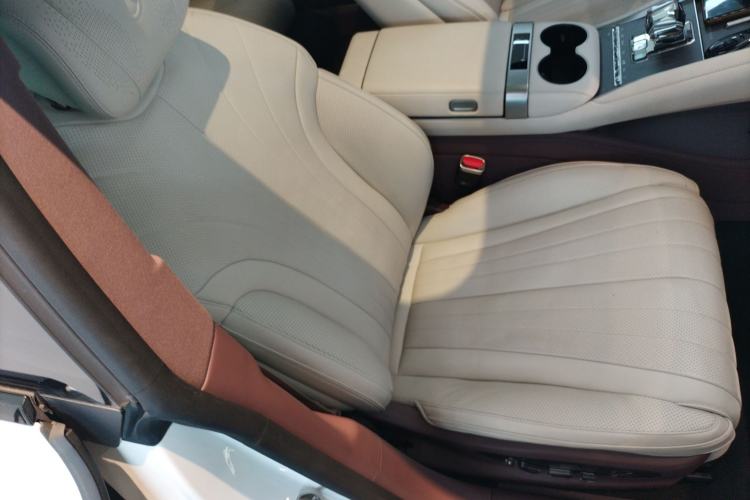 Used Denza Z9GT 2024 1100 Four-Wheel Drive Ultra Version Right Front Seat