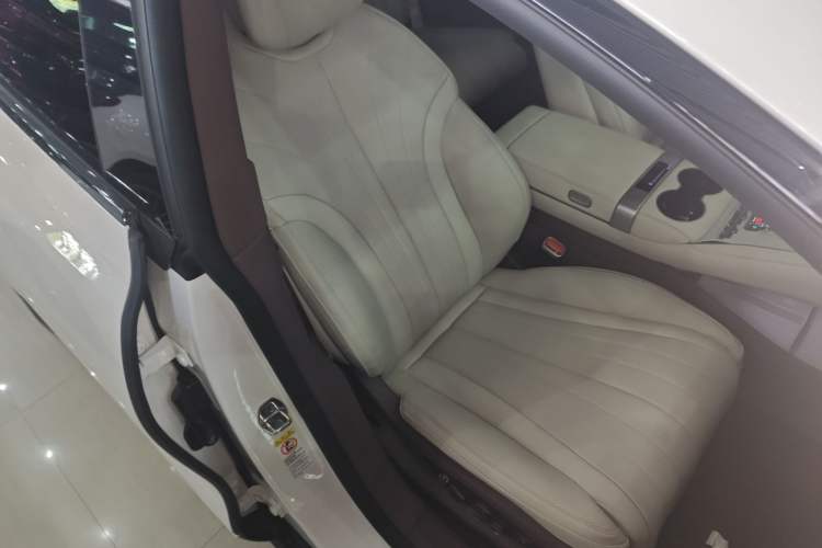 Used Denza Z9GT 2024 1100 Four-Wheel Drive Max Edition Right Front Seat