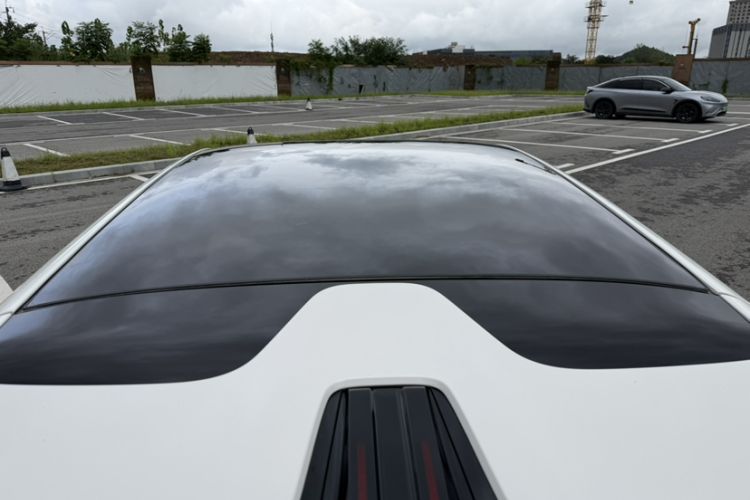 Used Denza Z9GT 2024 630 All-Wheel Drive Max Edition Roof