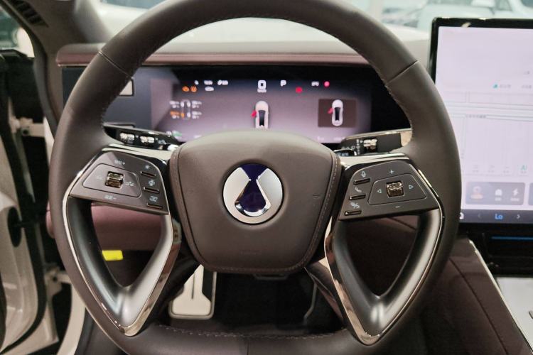 Used Denza Z9GT 2024 1100 Four-Wheel Drive Max Edition Steering Wheel