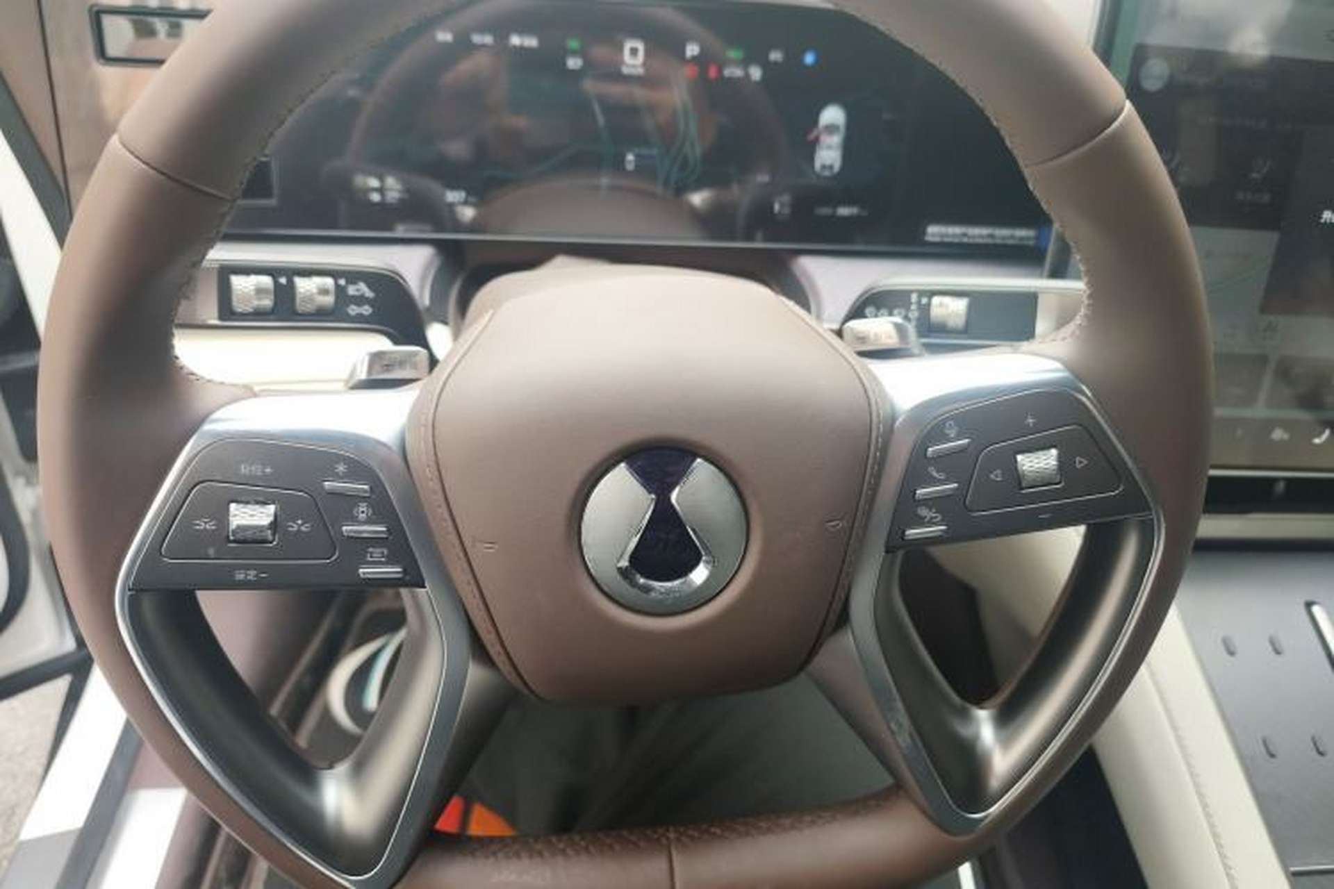Used Denza Z9GT 2024 1100 Four-Wheel Drive Max Edition Steering Wheel