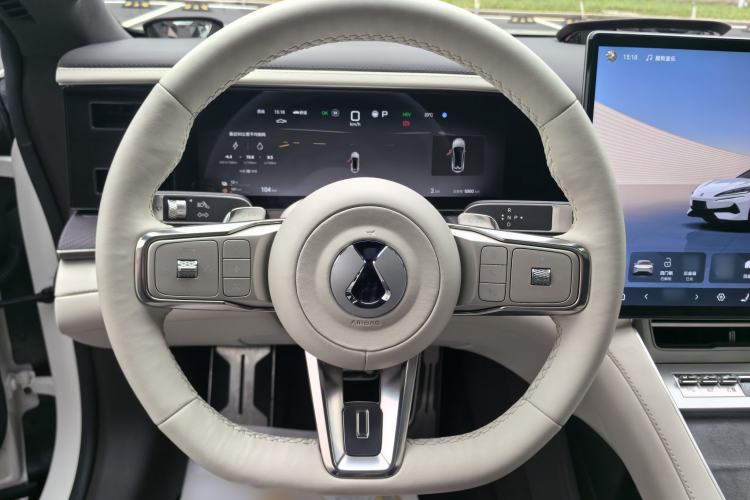 Used Denza Z9GT 2024 1100 Four-Wheel Drive Ultra Version Steering Wheel