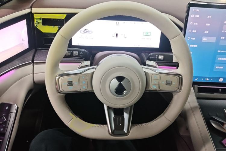Used Denza Z9GT 2024 1100 Four-Wheel Drive Ultra Version Steering Wheel