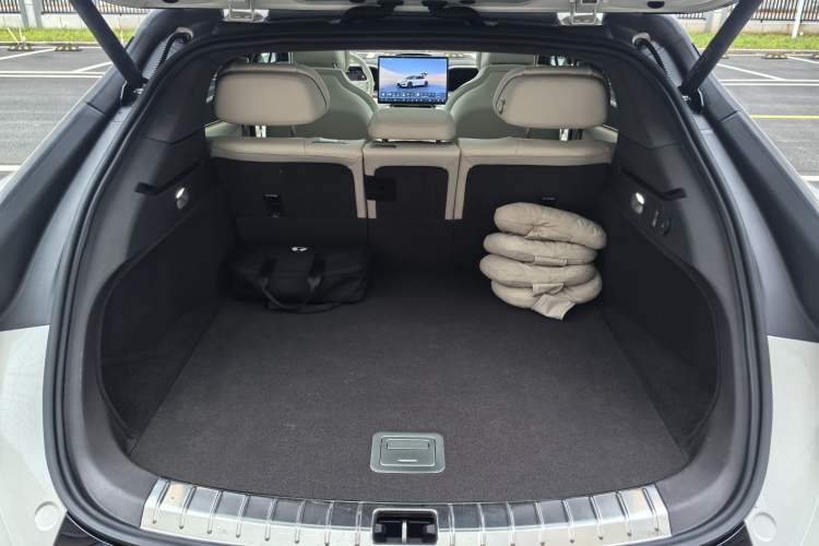 Used Denza Z9GT 2024 1100 Four-Wheel Drive Ultra Version Trunk