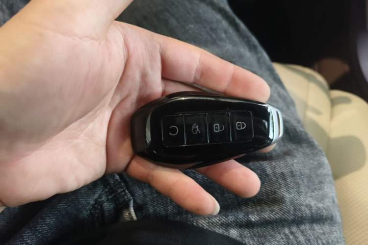 Used Denza Z9GT 2024 1100 Four-Wheel Drive Ultra Version Vehicle Key