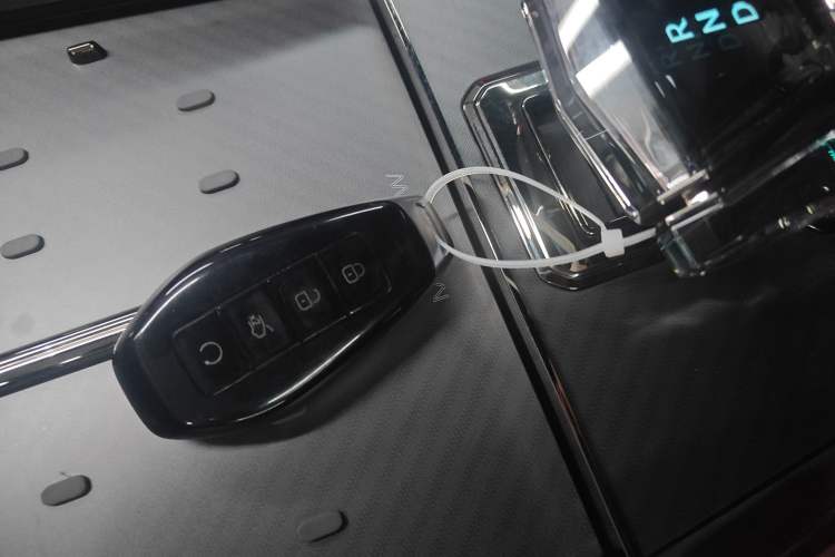 Used Denza Z9GT 2024 1100 4x4 Ultra First Edition Vehicle Key