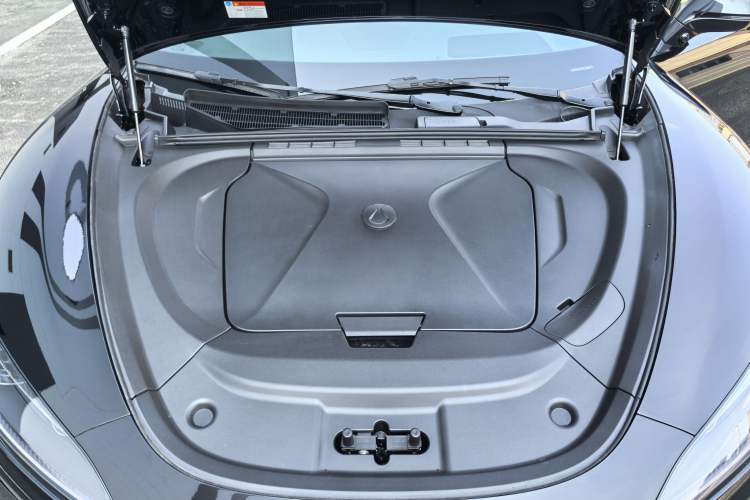 Used Denza Z9GT 2026 Easy Three-Party Flash Charge Performance Edition Engine Bay