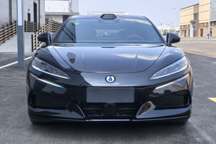 Used Denza Z9GT 2026 Easy Three-Party Flash Charge Performance Edition Exterior 6