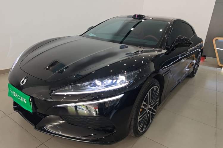 Denza Z9GT 2026 Flash Charge Flagship Edition