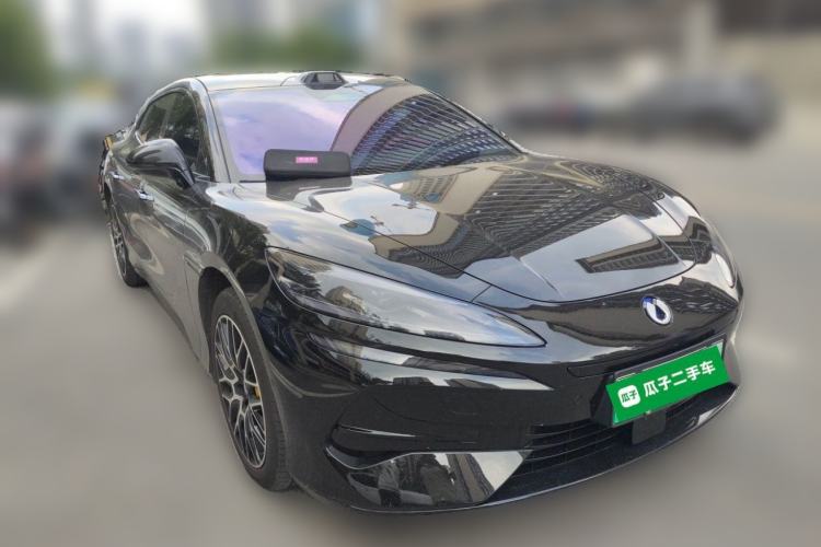 Used Denza Z9GT 2026 Easy Three-Party Flash Charge Prestige Edition Front Right 45 Deg