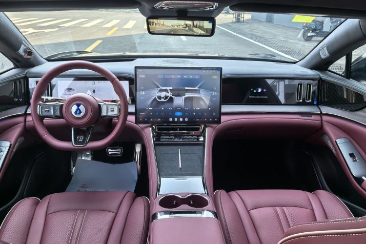 Used Denza Z9GT 2026 Easy Three-Party Flash Charge Performance Edition Interior 3