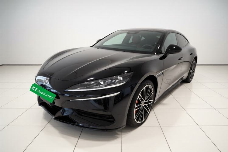 Denza Z9GT 2026 Flash Charge Flagship Edition