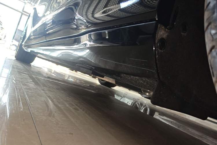 Used Denza Z9GT 2026 Easy Three-Party Flash Charge Performance Edition Left Side Sill