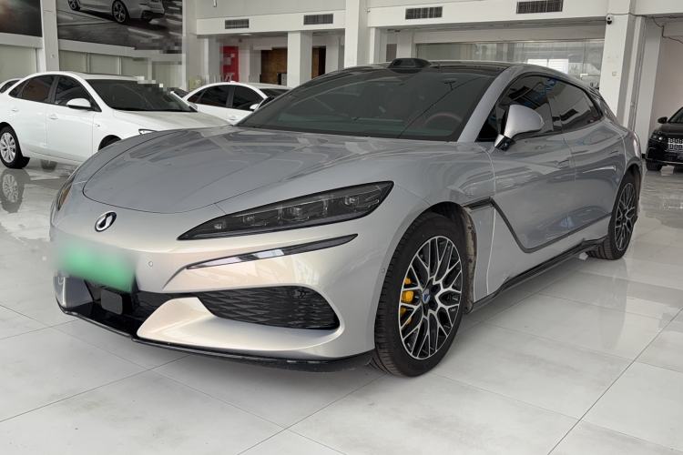 Denza Z9GT 2026 Flash Charge Prestige Edition