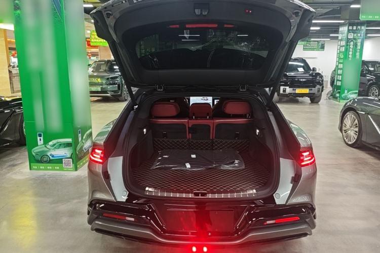 Used Denza Z9GT 2026 Flash Charge Prestige Edition Trunk