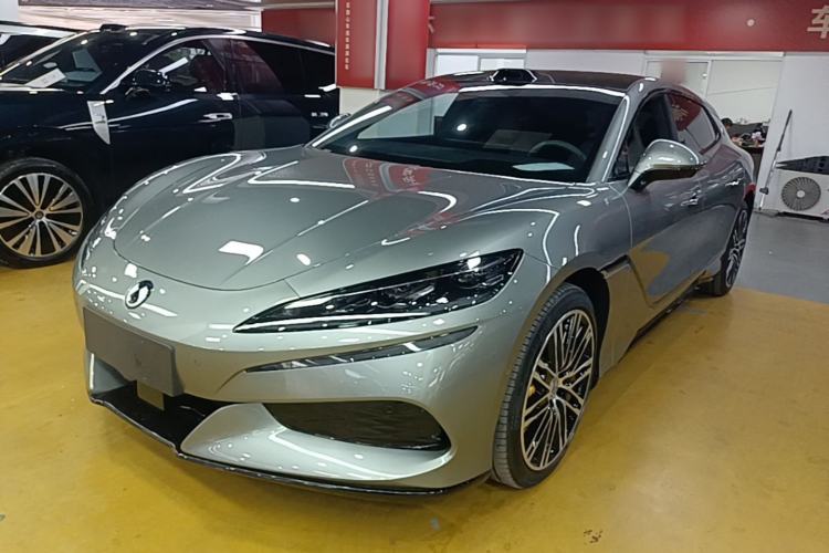Denza Z9GT 2026 Flash Charge Flagship Edition