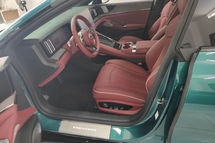 Used Denza Z9GT 2026 Flash Charge Prestige Edition Left Front Seat