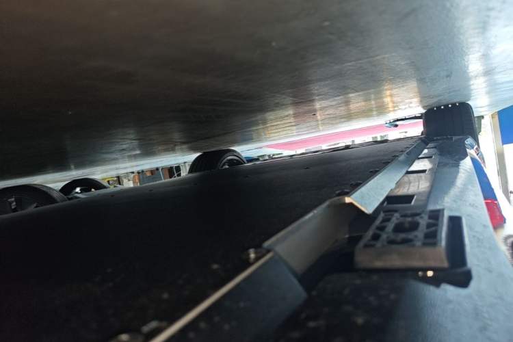 Used Denza Z9GT 2026 Flash Charge Flagship Edition Left Side Sill