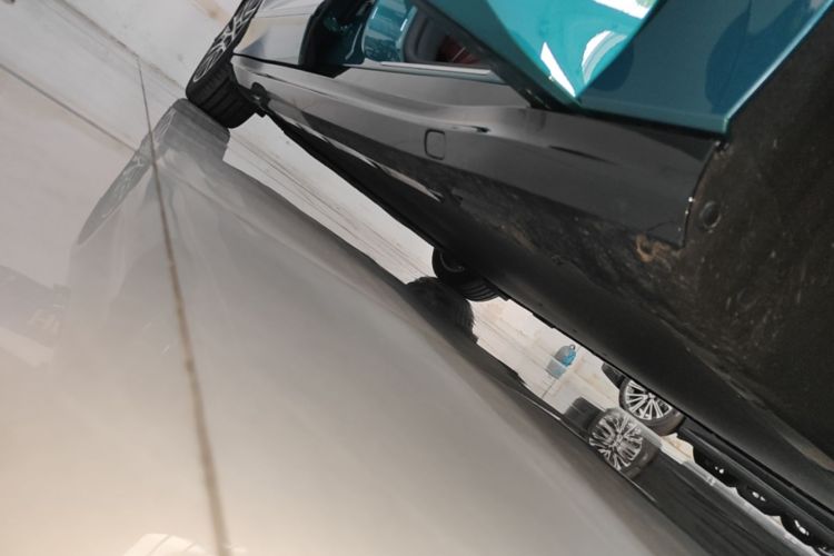 Used Denza Z9GT 2026 Flash Charge Prestige Edition Right Side Sill