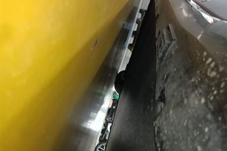 Used Denza Z9GT 2026 Flash Charge Prestige Edition Left Side Sill