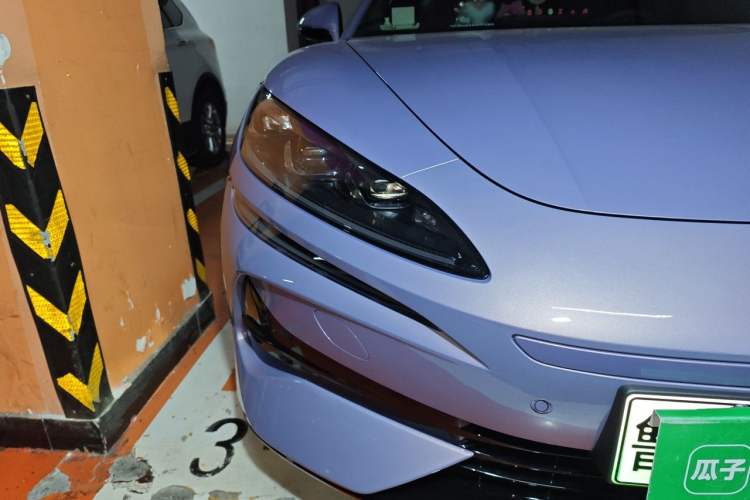 Used Denza Z9GT 2026 Easy Three-Party Flash Charge Flagship Edition Right Front Headlight
