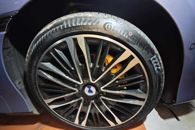 Used Denza Z9GT 2026 Easy Three-Party Flash Charge Flagship Edition Right Front Wheel Hub