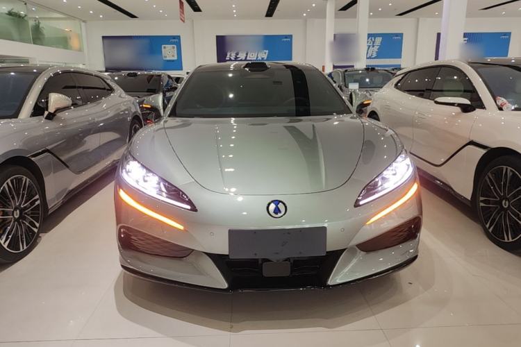 Used Denza Z9GT 2026 Flash Charge Prestige Edition Front